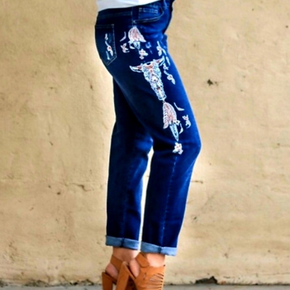 L&B Embroidered Jeans